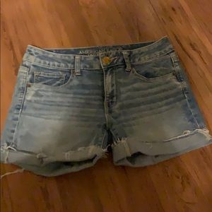 American eagle mid short jean